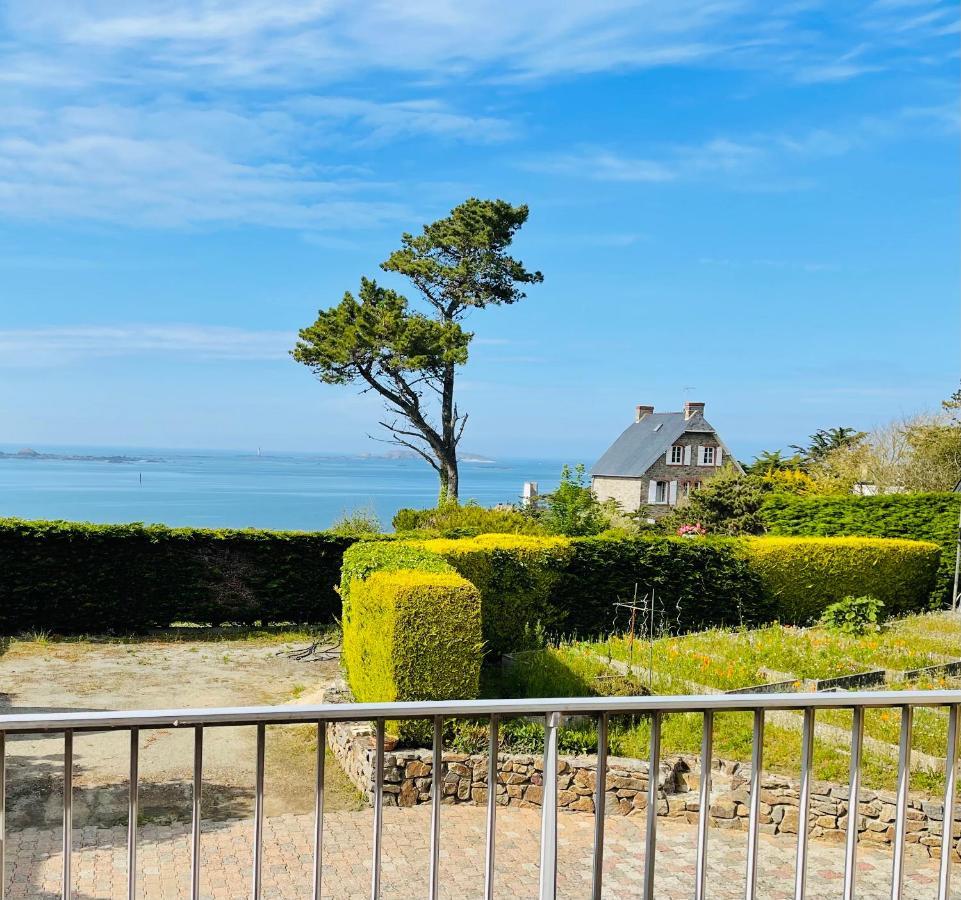 Villa Simone vue mer 2min à pied de la plage Saint-Lunaire Extérieur photo